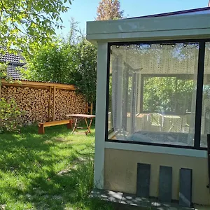  Hébergement de vacances Studio 30 M2 Jardinet 10minutes Annecy