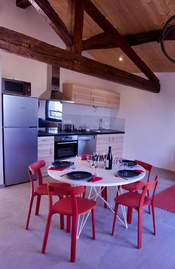 Apartment Gites Du Mas De Surlan Chantemerle-les-Bles France